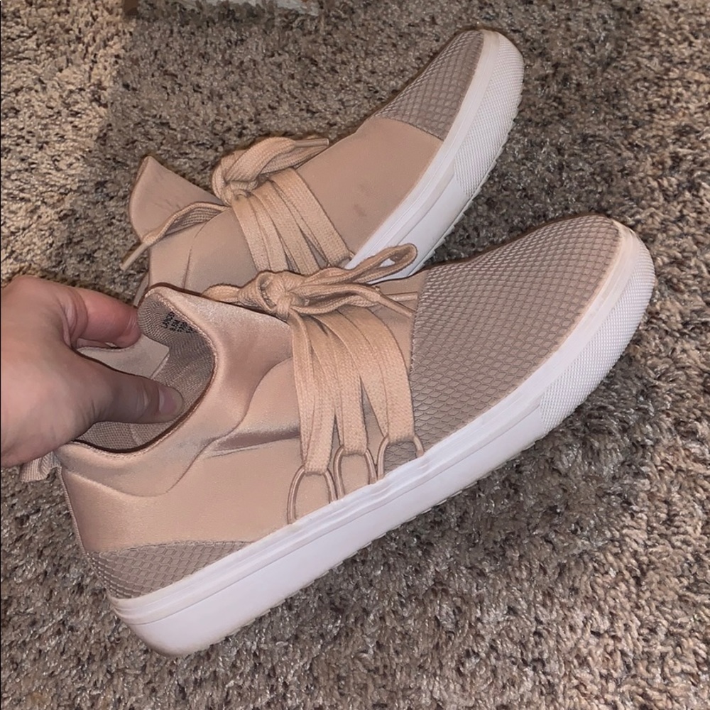 Steve Madden sneakers